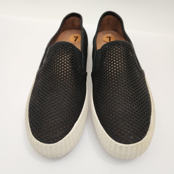 Frye perforated black white leather slip on sneaker - Picture 4 of 13